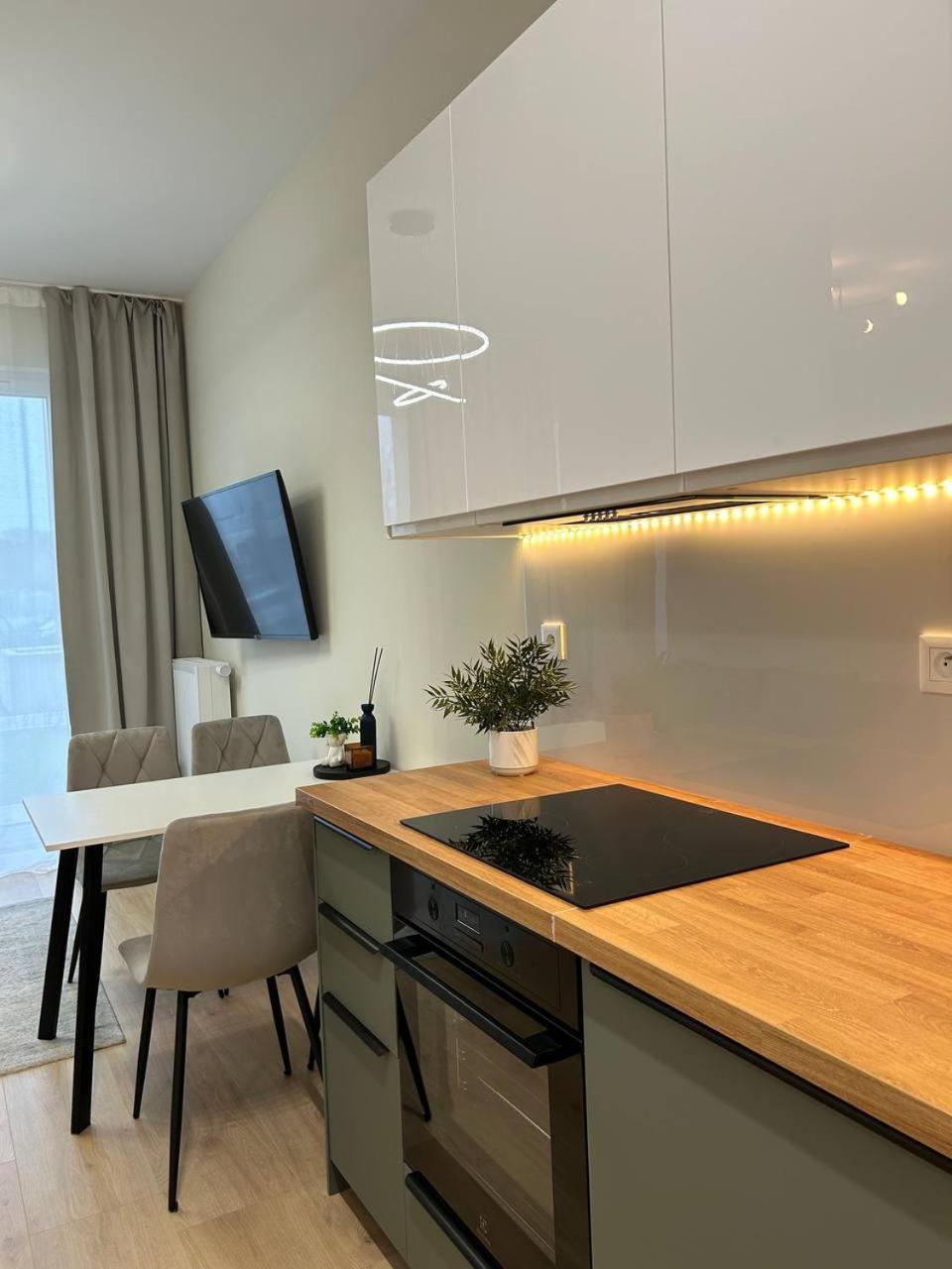 Warsaw Airport Apartment المظهر الخارجي الصورة