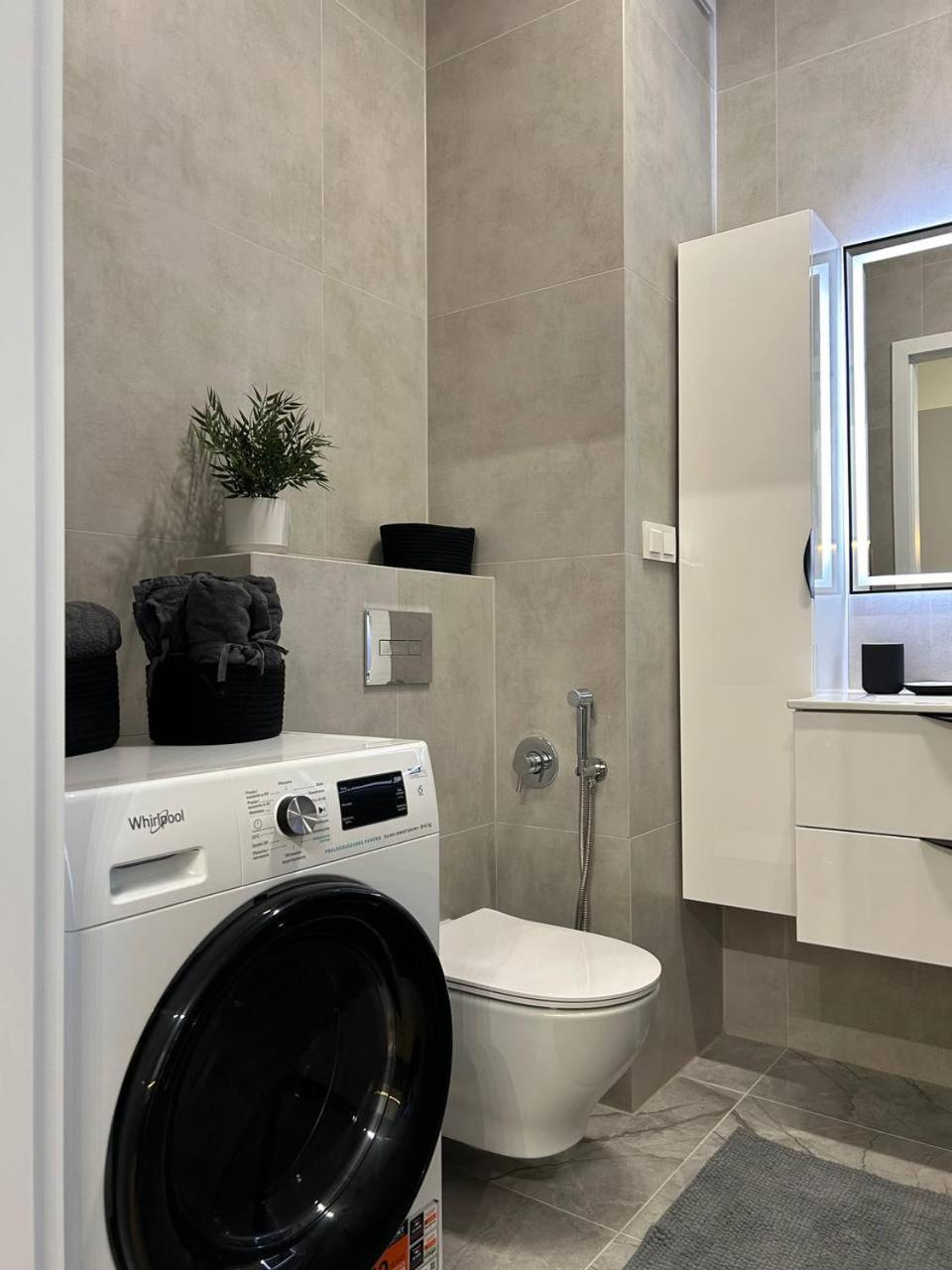 Warsaw Airport Apartment المظهر الخارجي الصورة